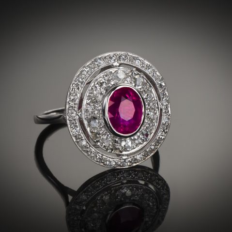 Bague Art Déco rubis birman naturel (certificat LFG) diamants