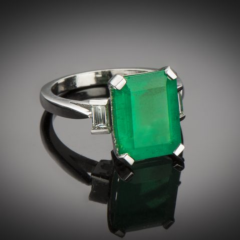 Bague émeraude (5,85 carats, certificat CGL) diamants platine