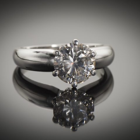 Bague solitaire diamant brillant 2,03 carats E VS (certificat LFG)