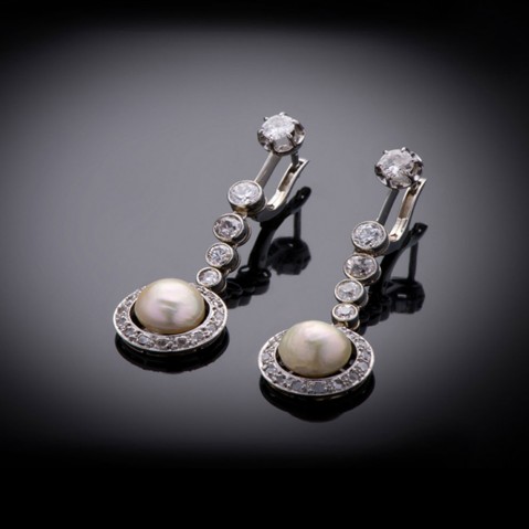 Natural pearls and diamonds earrings Art Deco (circa 1930)
