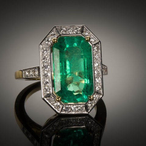 Emerald ring (8.47 carats Colombia – CGL certificate) diamonds