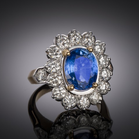 Sapphire ring (3.70 carats)