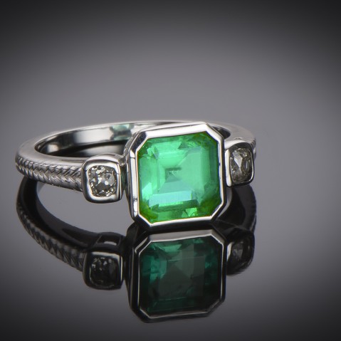 Emerald ring (certificate)