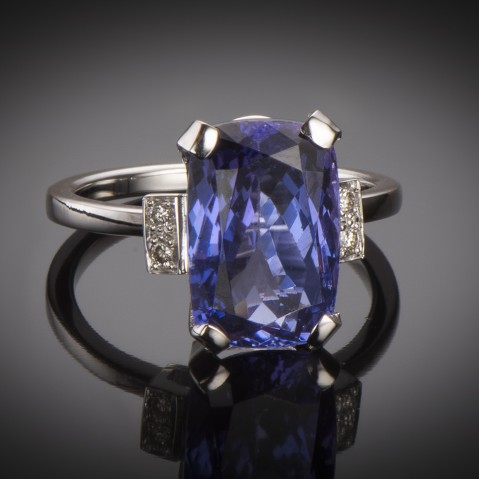 Diamond tanzanite ring (6.90 carats)