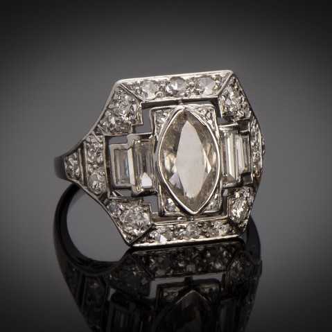 Art Deco diamond ring (circa 1930)