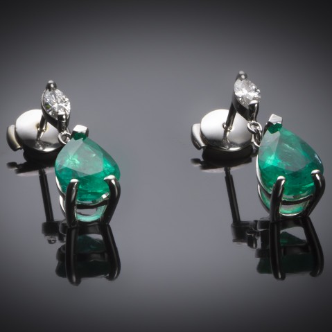 Emerald earrings 3.48 carats (CGL certificate)