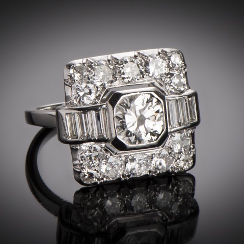 Art Deco diamond ring (2.20 carats)