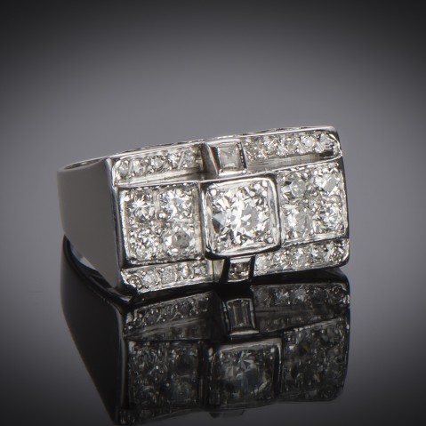 Platinum diamond ring circa 1935