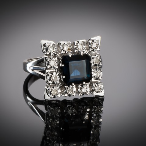 Sapphire and diamond ring circa 1950 – 1960