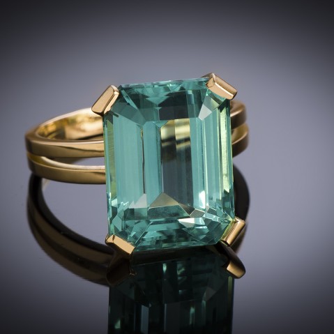 Tourmaline (intense blue green, 10.64 carats, certificate) ring, circa 1950