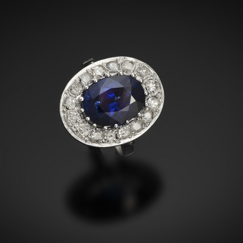 French Art Deco sapphire and diamond ring