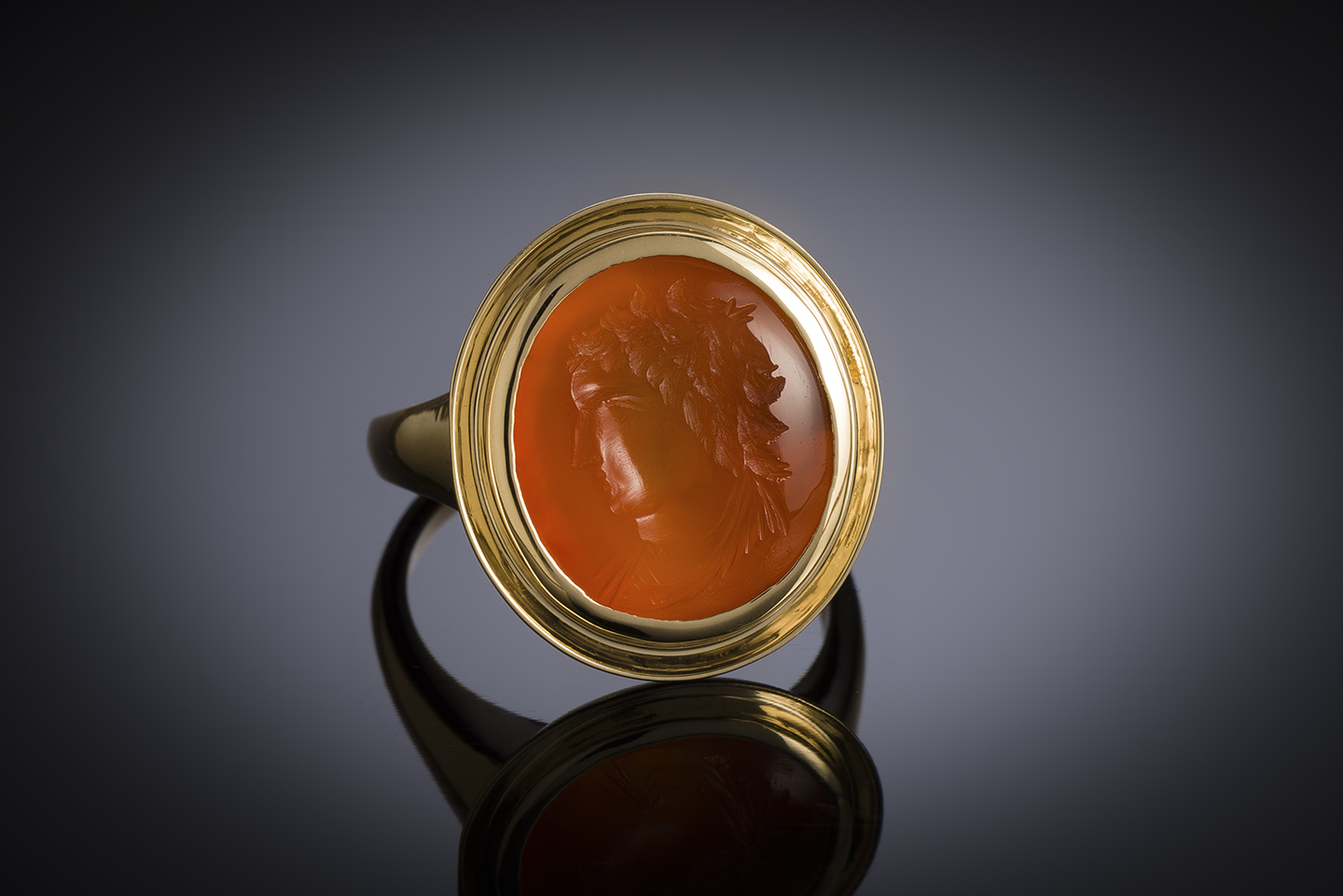 Carnelian intaglio ring depicting an antique profile-1
