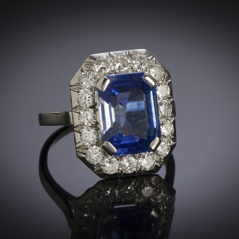 French Art Deco natural sapphire and diamond ring