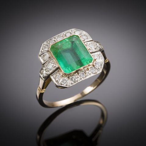 French Art deco emerald (colombian – laboratory certificate) and diamond ring