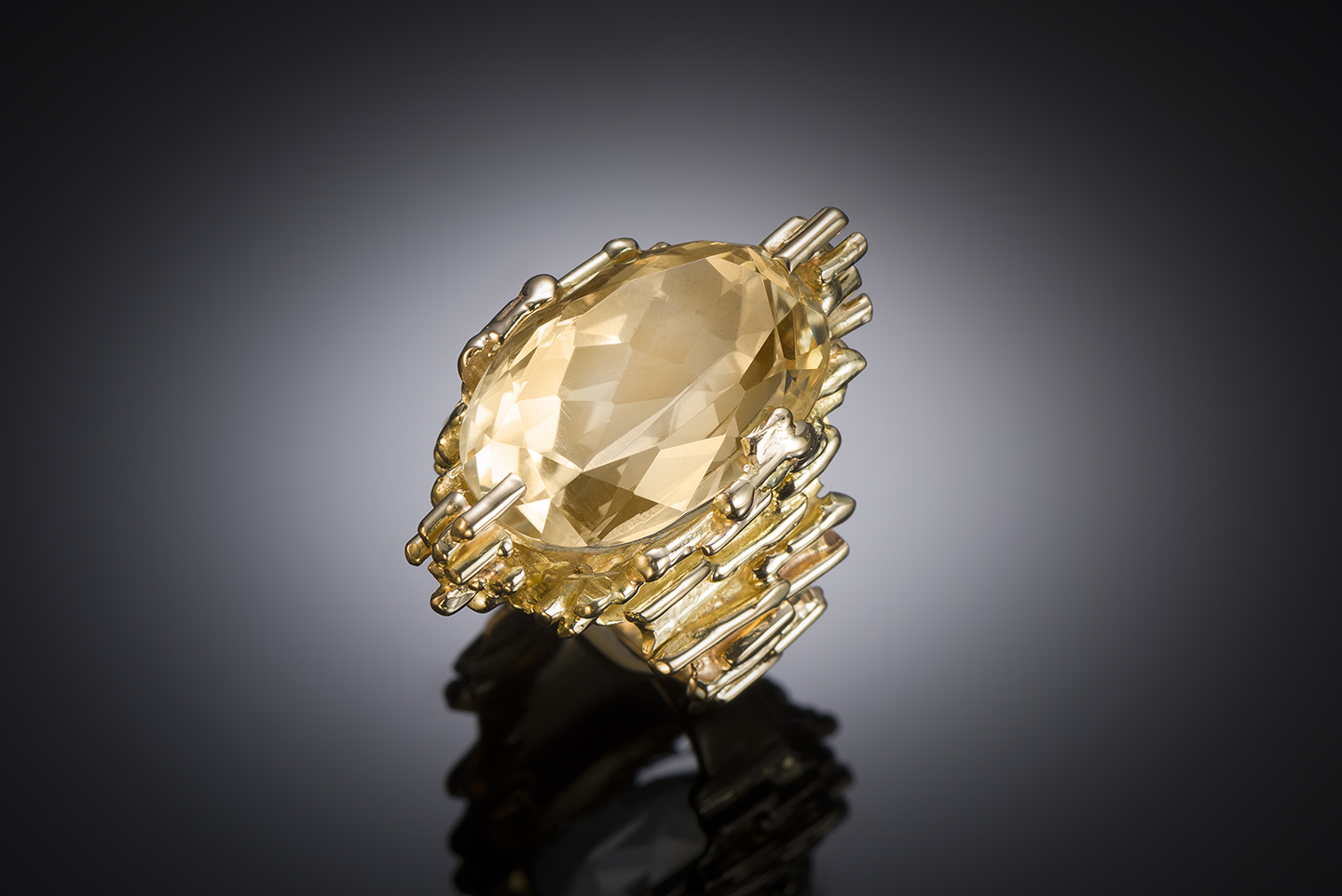 French vintage Roland Schad citrine ring in gold (26.80 grs)-1