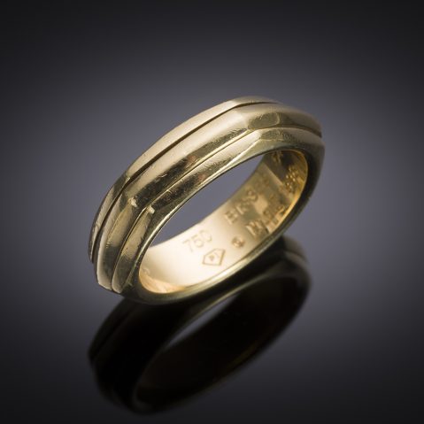 Piaget possession ring