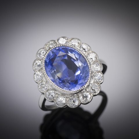 Unheated sapphire (9.75 carats, laboratory certificate) and diamond ring. French work circa 1930.