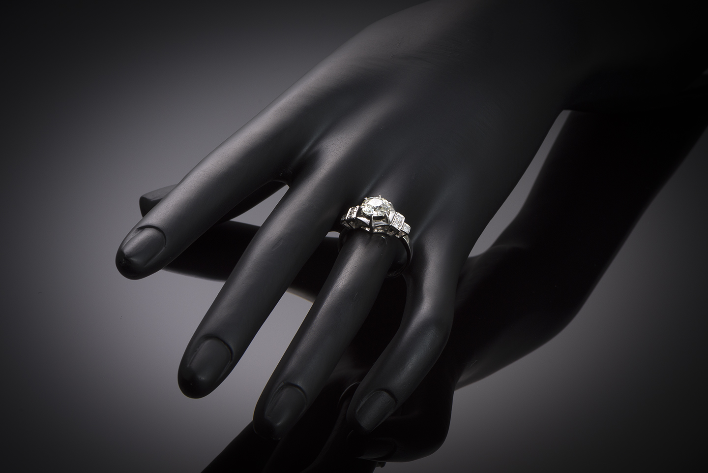 Art Deco diamond ring-3