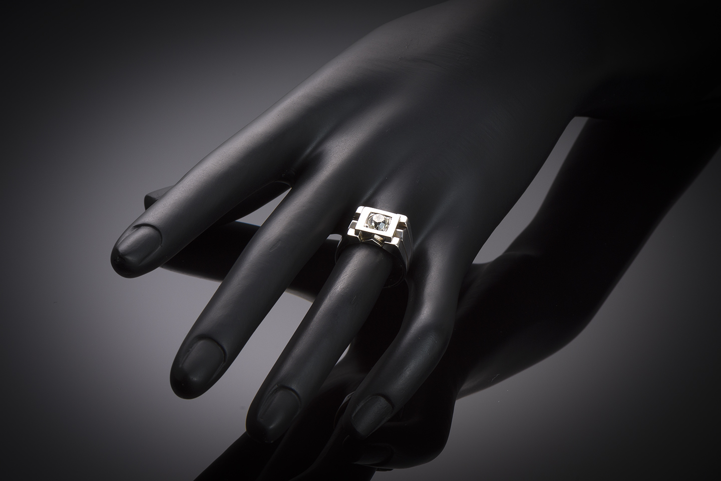 French modernist ring circa 1935 diamond (1.05 carat)-3