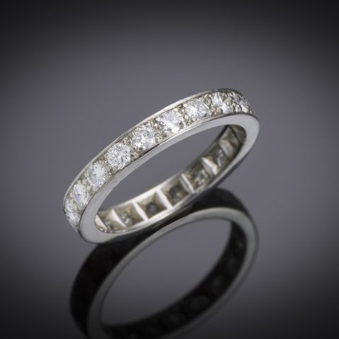 Diamond alliance (2.20 carats) in platinum