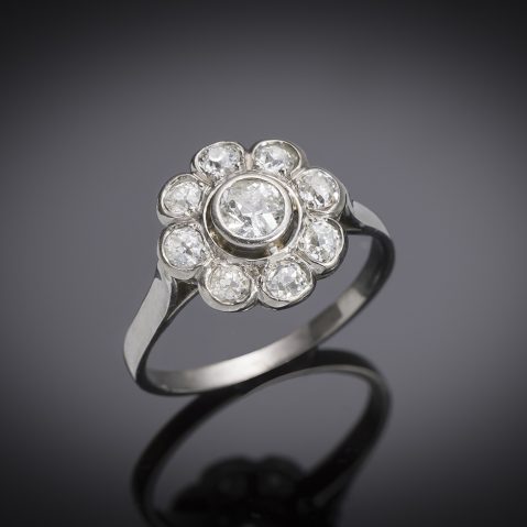 French Art Deco diamond ring (0.70 carat) in platinum