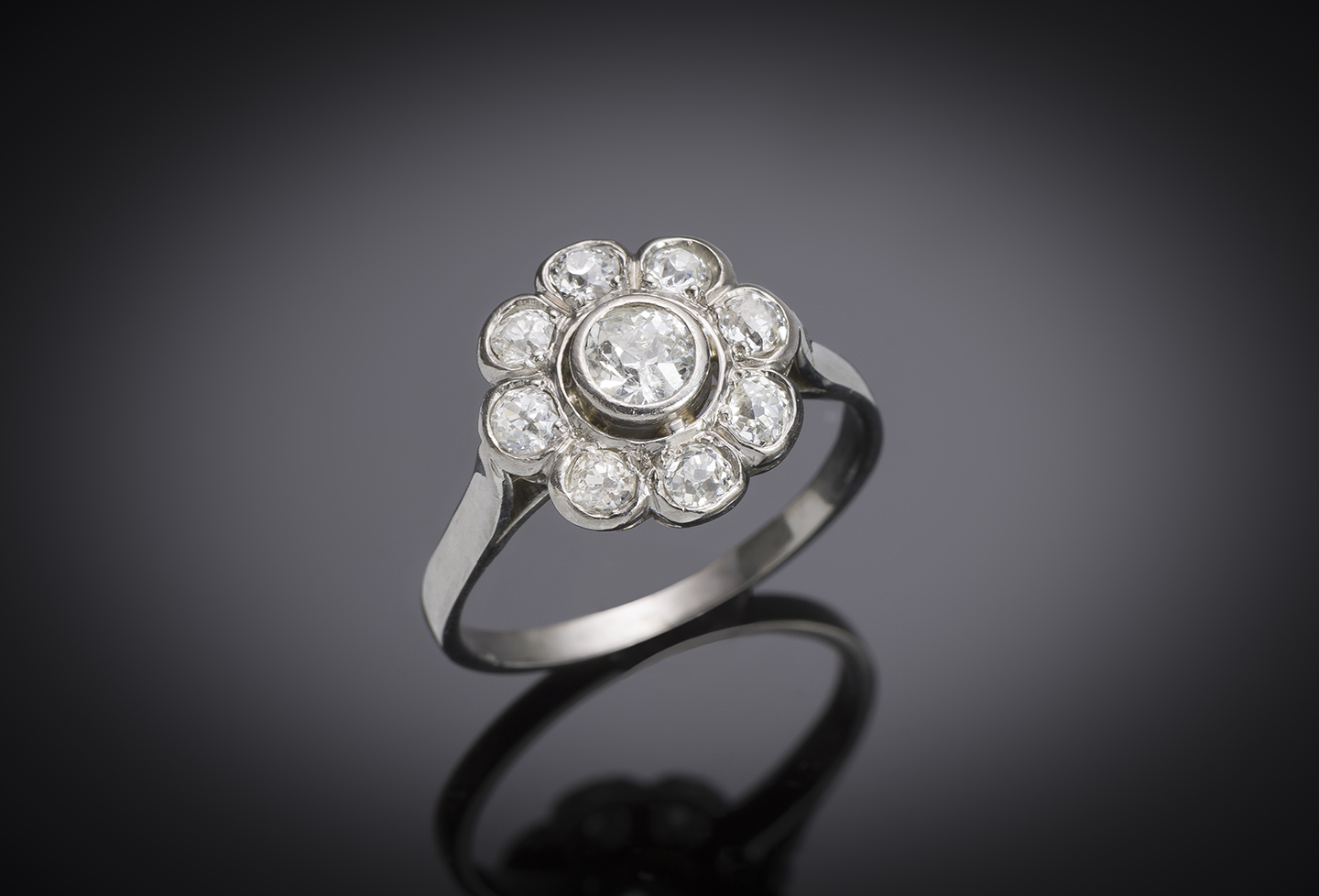French Art Deco diamond ring (0.70 carat) in platinum-1