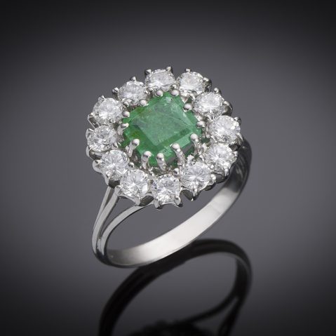 Vintage emerald ring (CGL laboratory certificate) diamonds