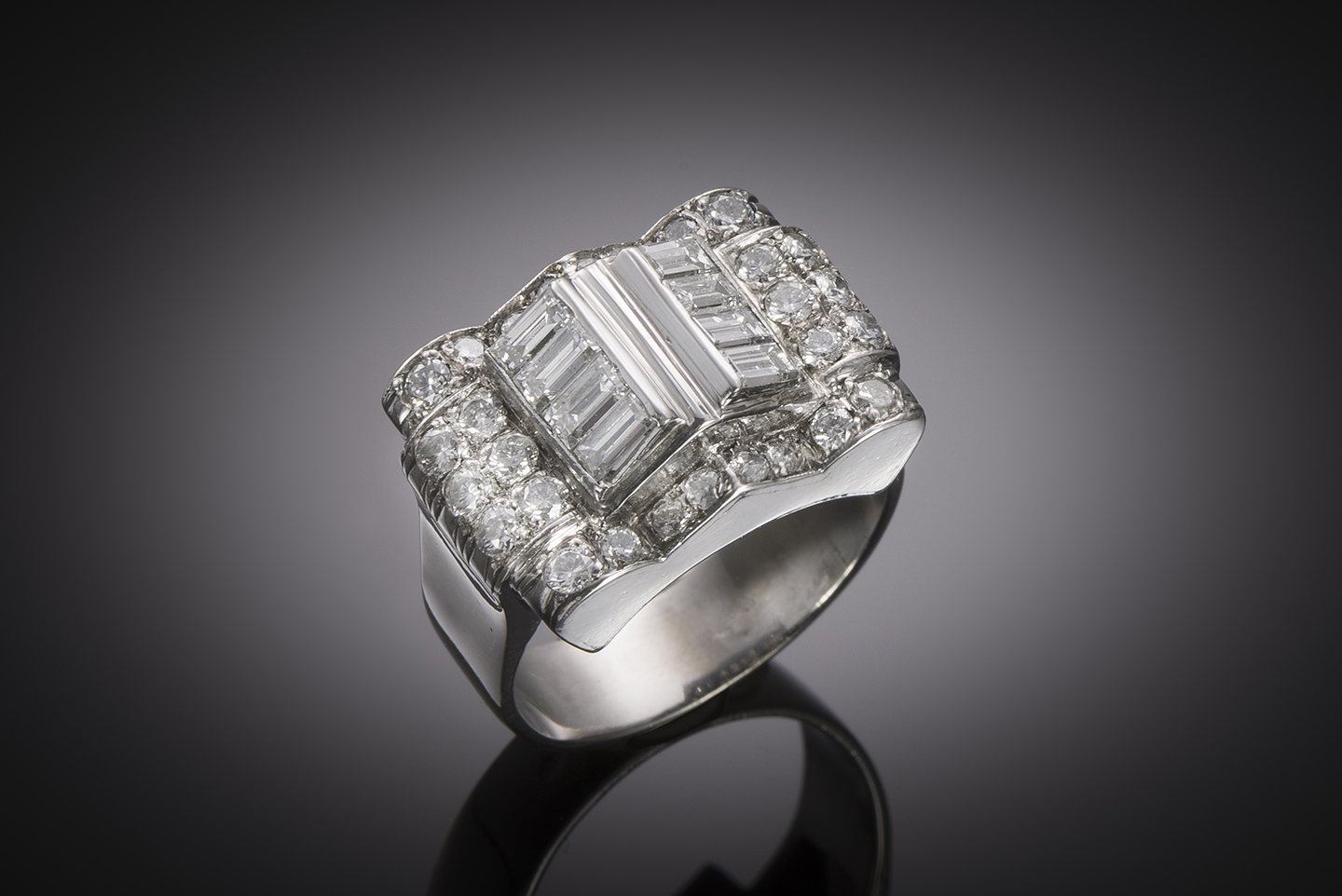 Modernist ring circa 1935 diamonds (2.30 carats)-1