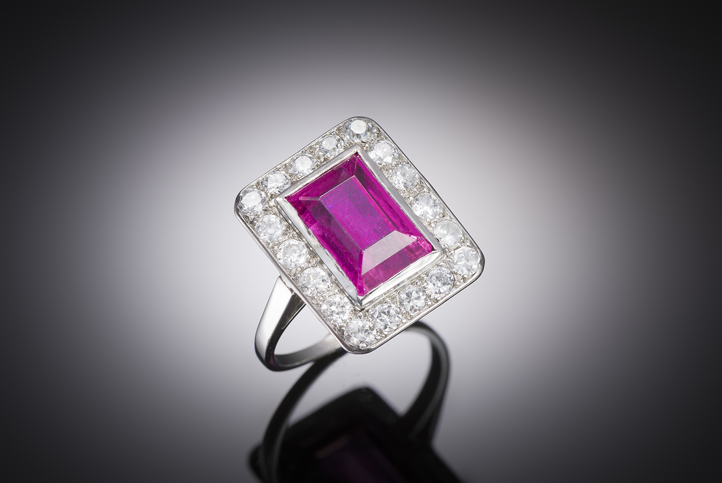 Vintage rubellite (7 carats) and diamond ring in platinum-1