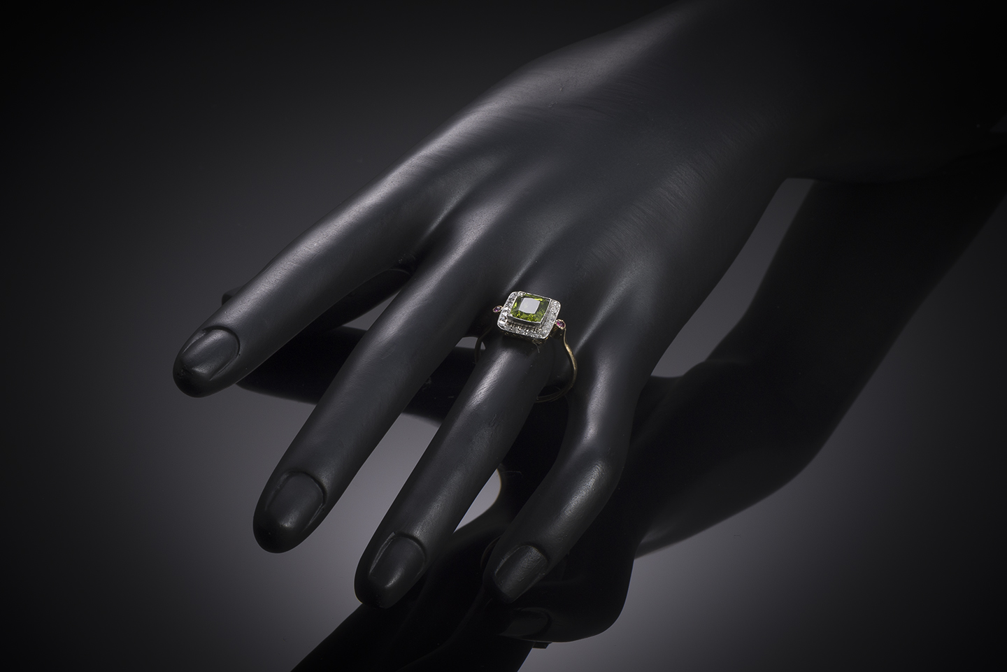 French late 19th century peridot diamond ring-3