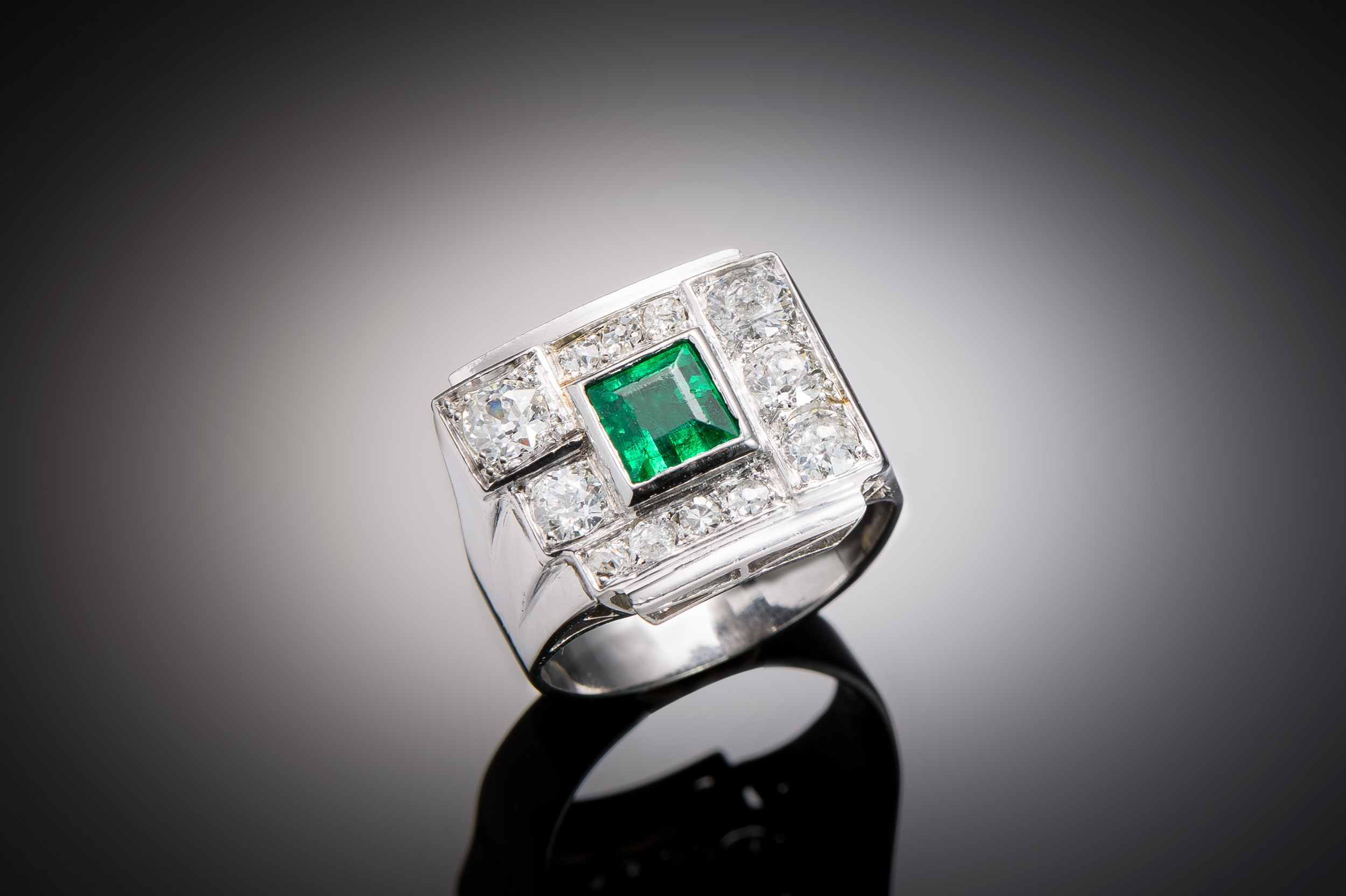 French modernist emerald and diamond ring circa 1935-1