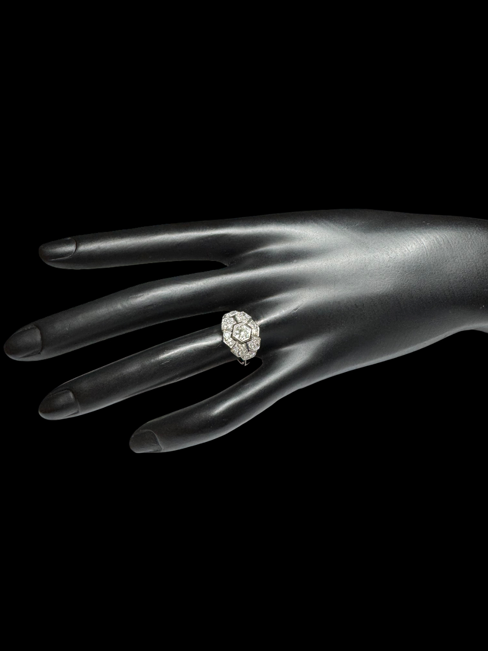 French Art Deco diamond ring in platinum-3