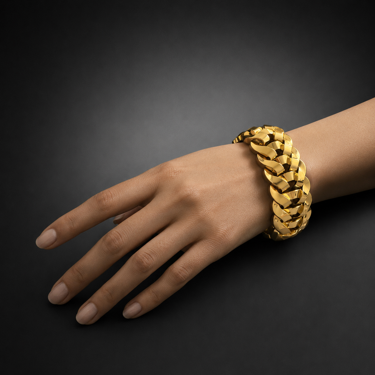 Important Mauboussin Gold Bracelet, circa 1945–1955, with its Original Presentation Case-4