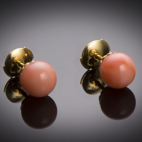 Boucles d’oreilles corail Mellerio dits Meller