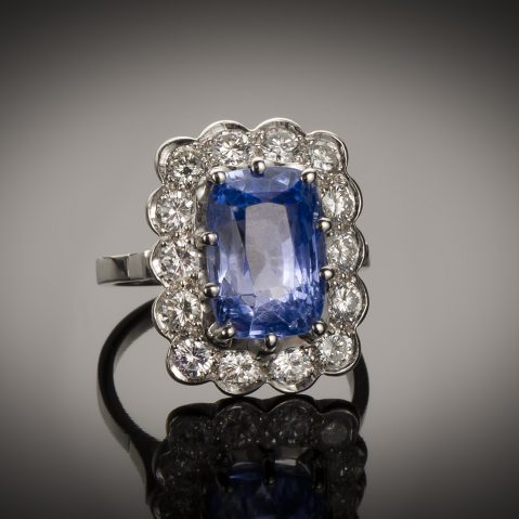 Bague saphir naturel (6,69 carats, certificat LFG) diamants