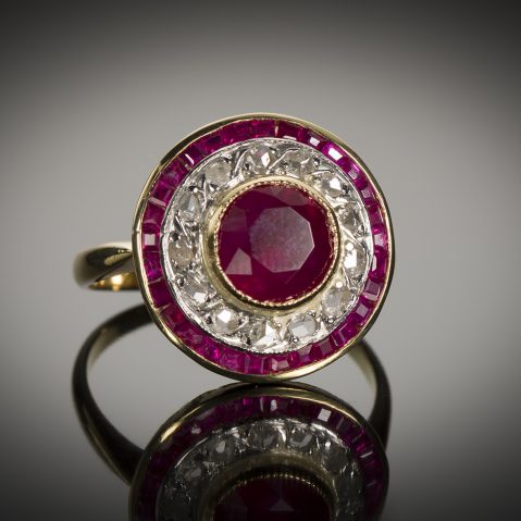 Bague vers 1920 rubis birman (certificat CGL) diamants