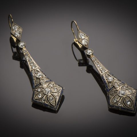Pendants d’oreilles Art Déco diamants saphirs