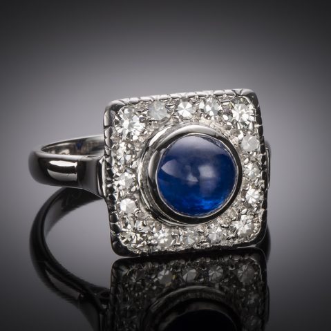 Bague saphir cabochon diamants Art Déco