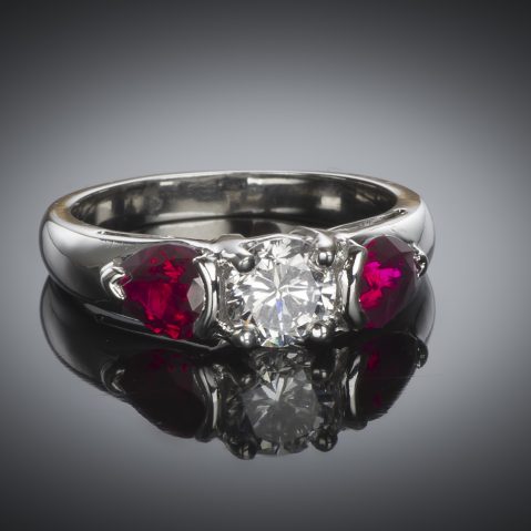 Bague diamant brillant (certificat GIA – Blanc exceptionnel) et rubis