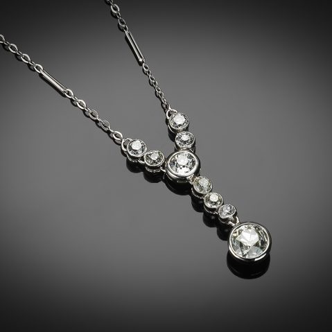 Collier diamants Art Déco (2,50 carats centre 1,20 carat)