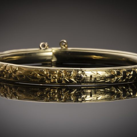 Bracelet rigide début XXe siècle