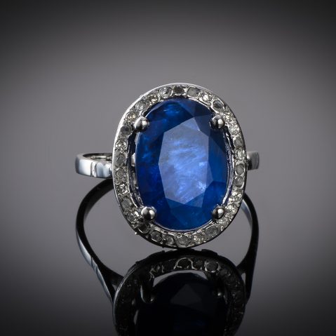 Bague Art Déco saphir (6,22 carats) diamants