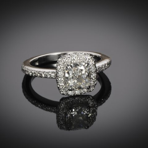 Bague diamant coussin 1,05 carat (certificat GIA – G VS1)