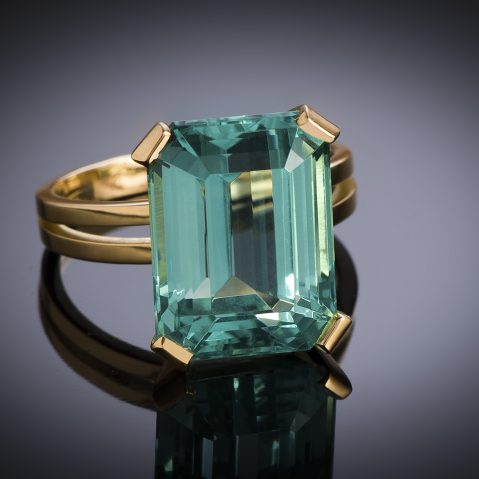 Bague tourmaline, bleu vert intense de 10,64 carats (certificat laboratoire CGL), vers 1950