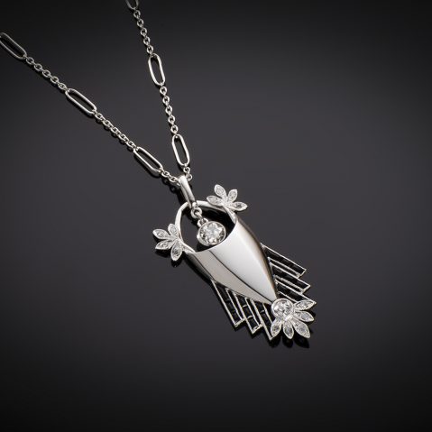 Pendentif et sa chaîne Art Déco diamants onyx