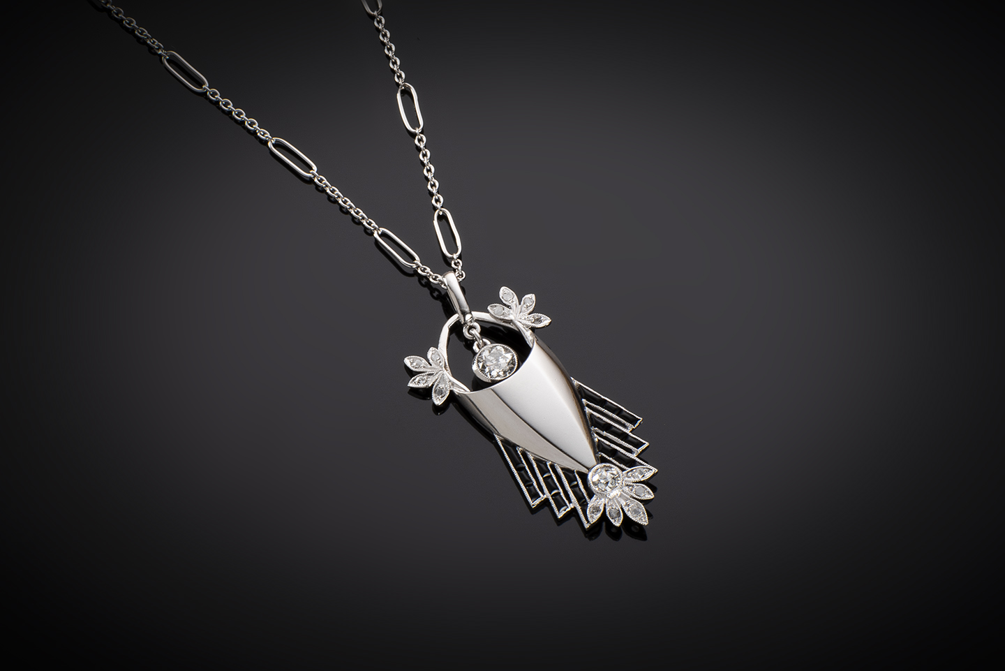 Pendentif et sa chaîne Art Déco diamants onyx-1
