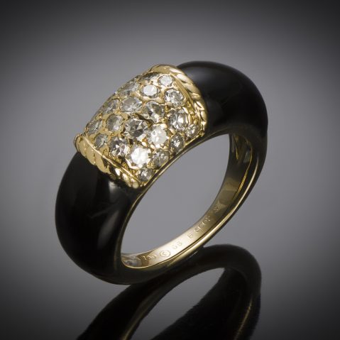 Bague Van Cleef & Arpels « Philippine » diamants onyx (T. 52) vers 1970