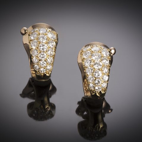 Boucles d’oreilles Van Cleef & Arpels (signées et numérotées)  diamants (2 carats) vers 1960, poinçon : A. Vassort