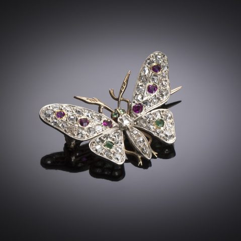 Broche papillon fin XIXe siècle diamants, émeraudes, rubis