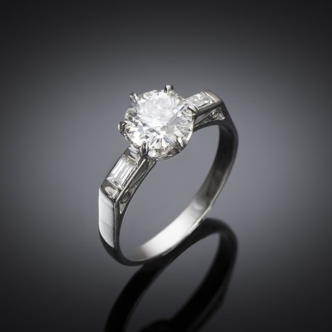 Solitaire diamant brillant 1,52 carat (certificat LFG – F SI1) platine